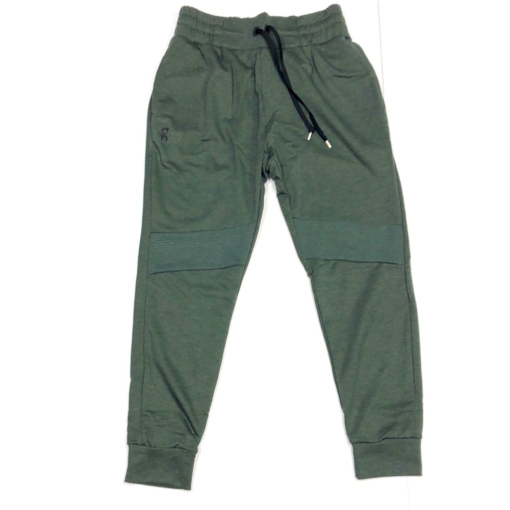 ON sweatpants Beluga women’s small Brand NEW!!